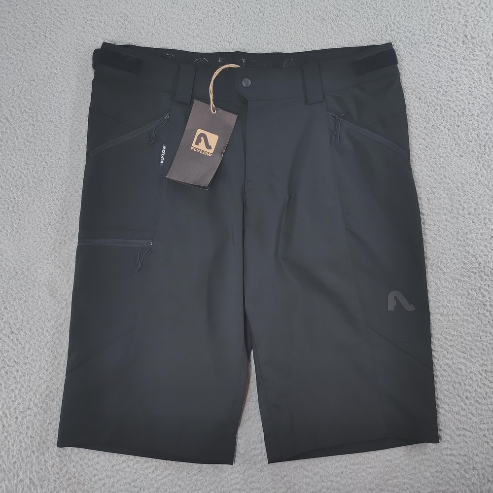 Flylow Deckard Shorts Mens XL Black Mountain Bike 13.5 Inch Quick Dry Pockets
